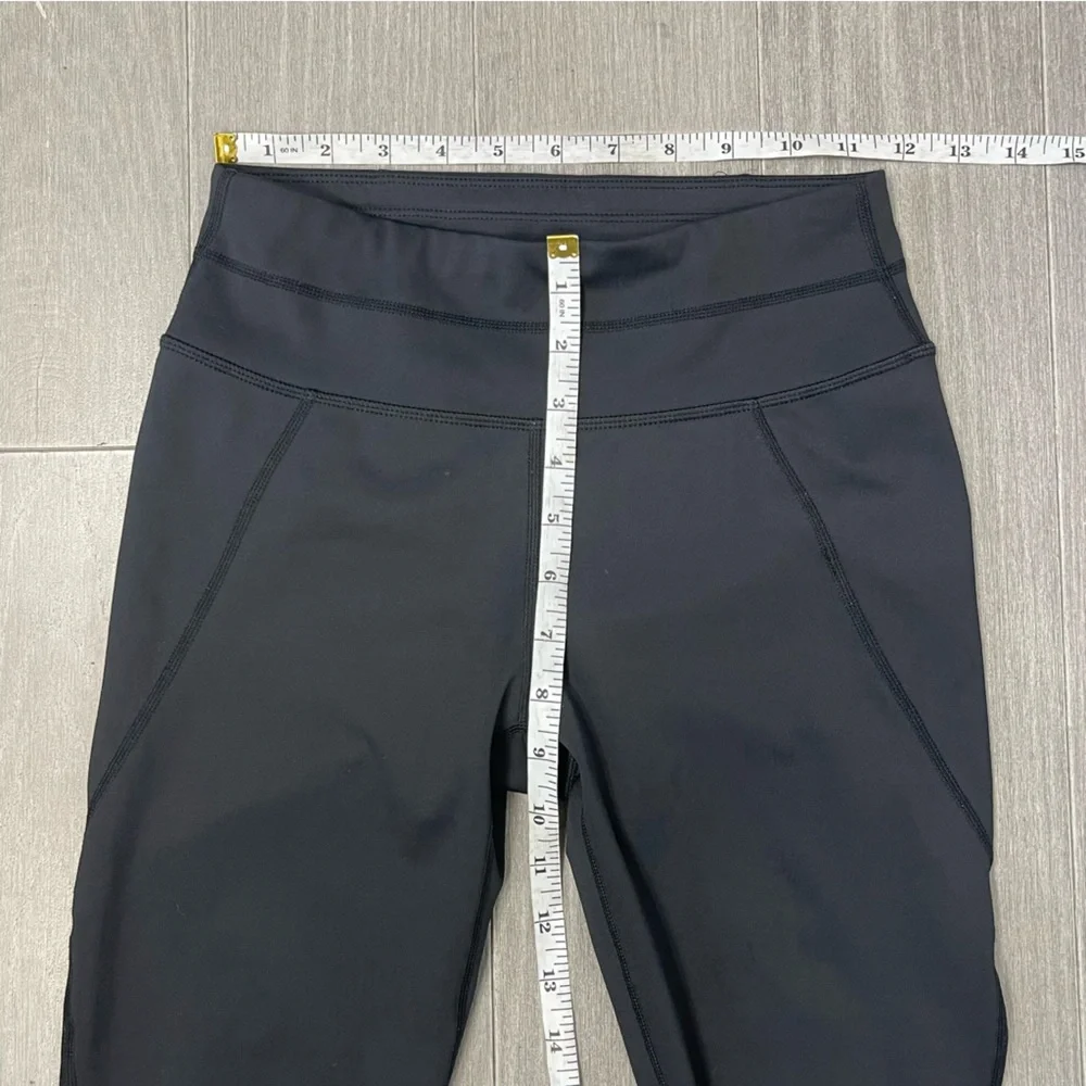 ATHLETA Laser Mesh Sonar Capri Leggings Black Compression Fit 347961 Size XS